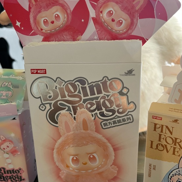 POP MART Accessories - Love Labubu Big Into Energy sealed bag box being open to confirm